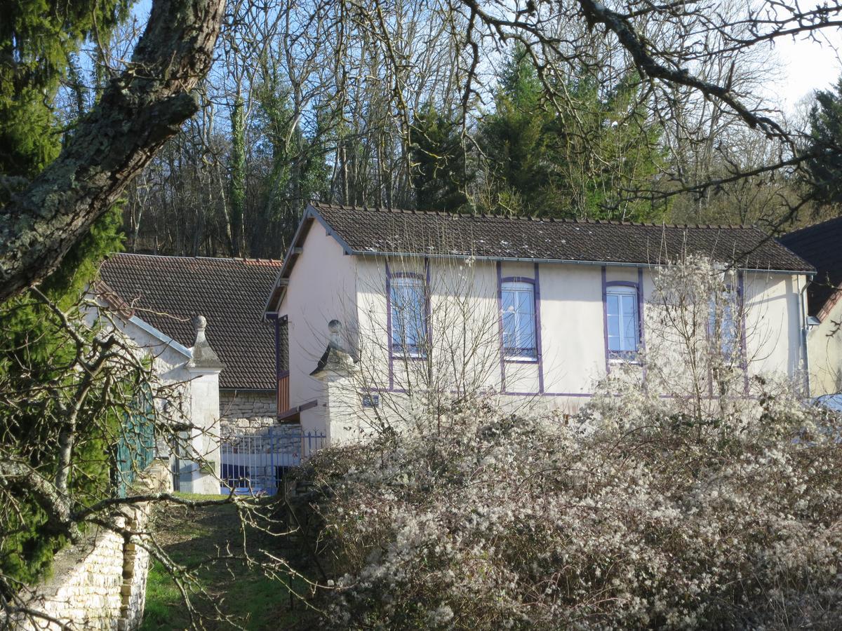 Chambres D'Hotes Les Coutas Mailly-la-Ville المظهر الخارجي الصورة