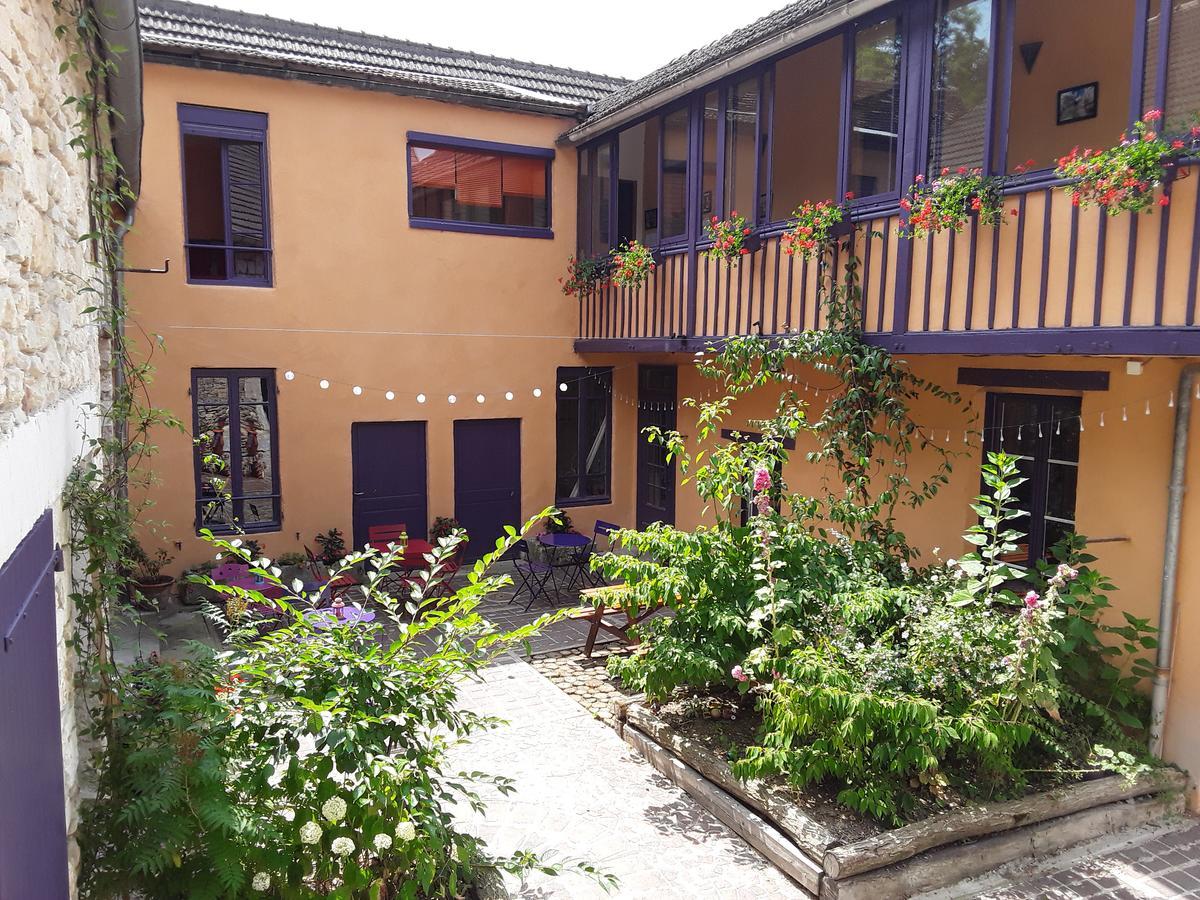 Chambres D'Hotes Les Coutas Mailly-la-Ville المظهر الخارجي الصورة